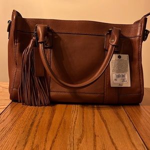 BNWT BASS LEATHER SATCHEL
